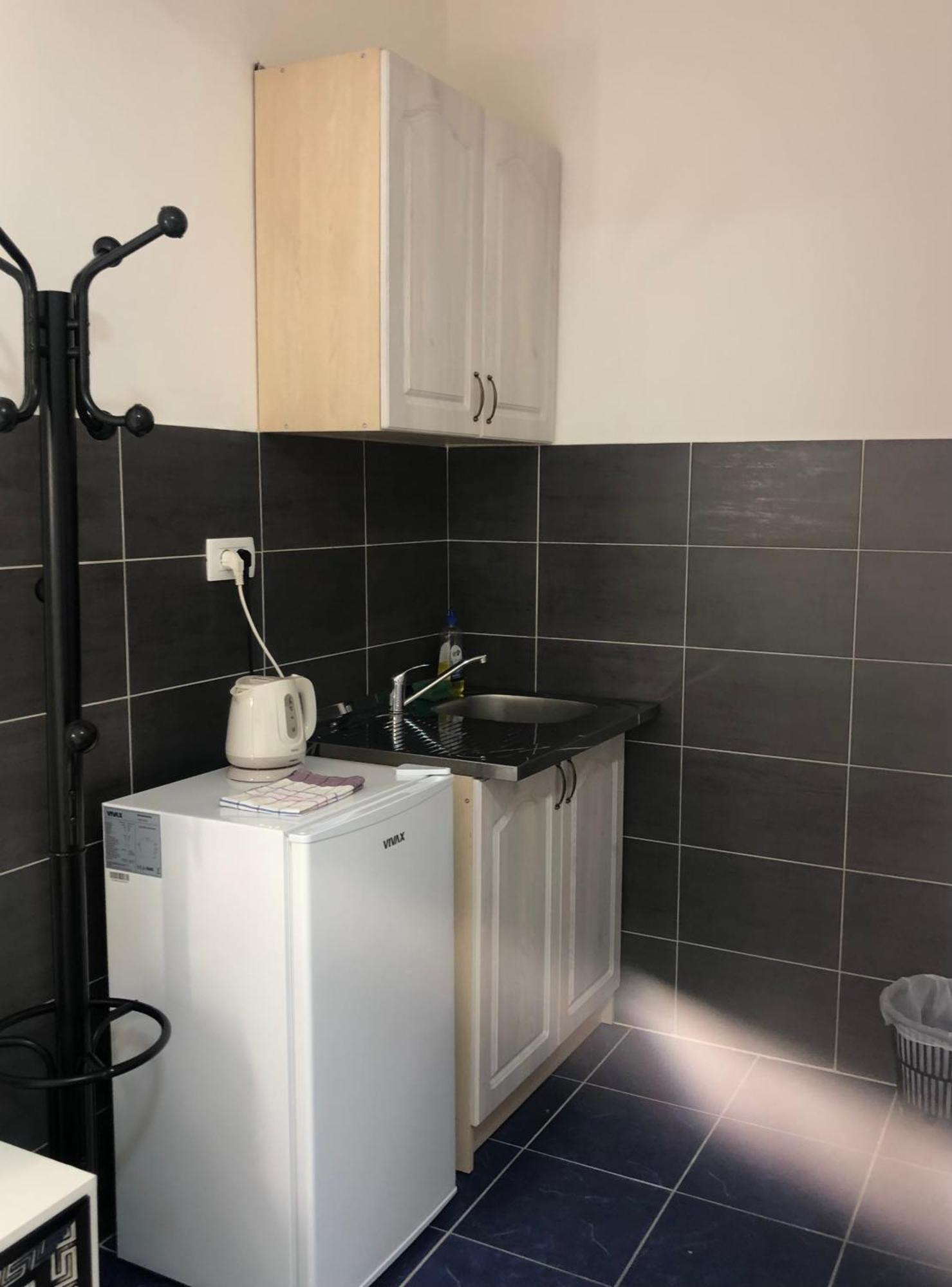 Apartmani Breze Подгорица Экстерьер фото