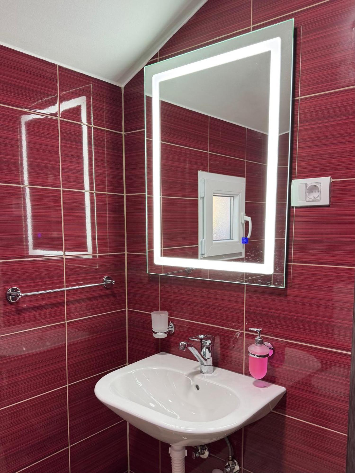 Apartmani Breze Подгорица Экстерьер фото