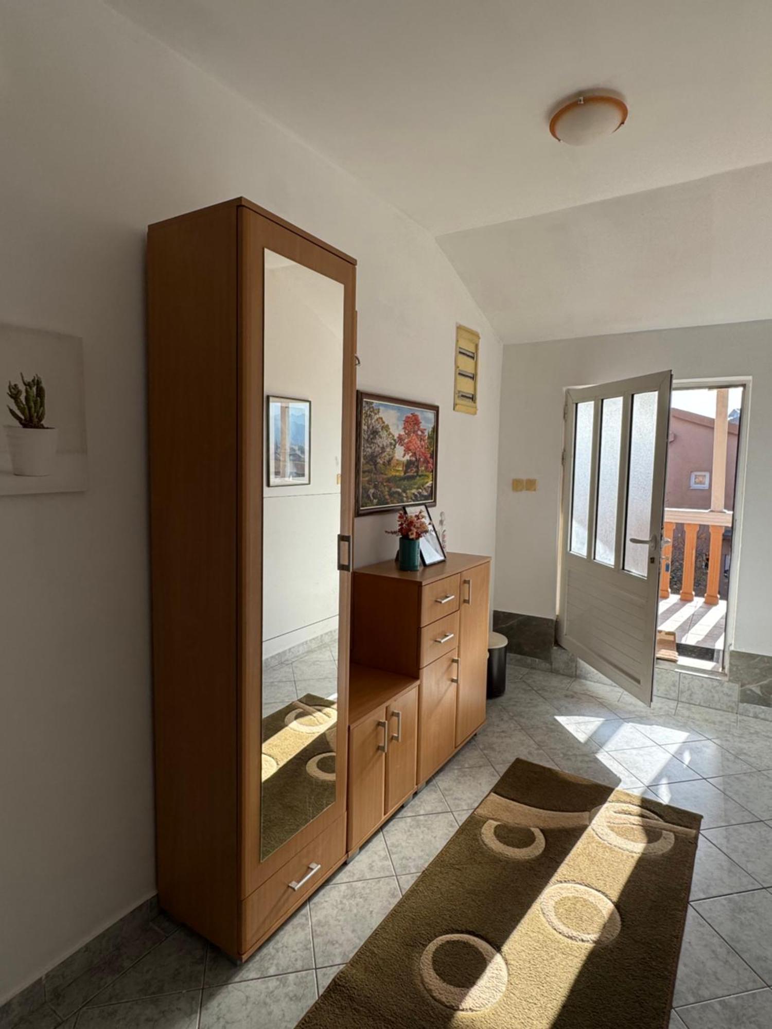 Apartmani Breze Подгорица Экстерьер фото