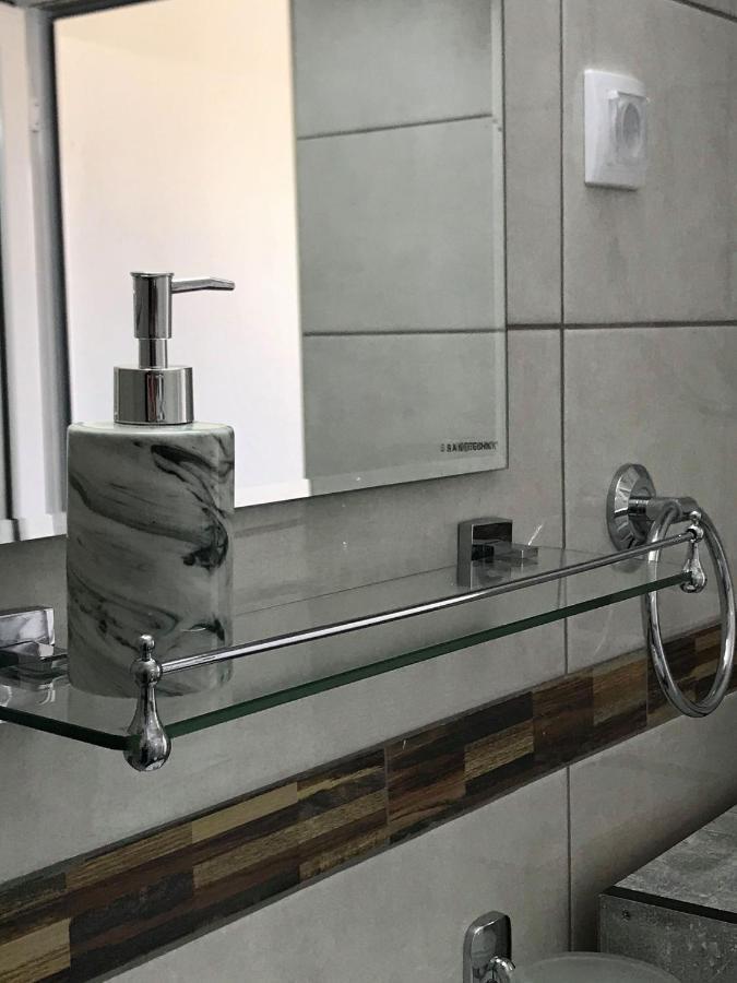 Apartmani Breze Подгорица Экстерьер фото