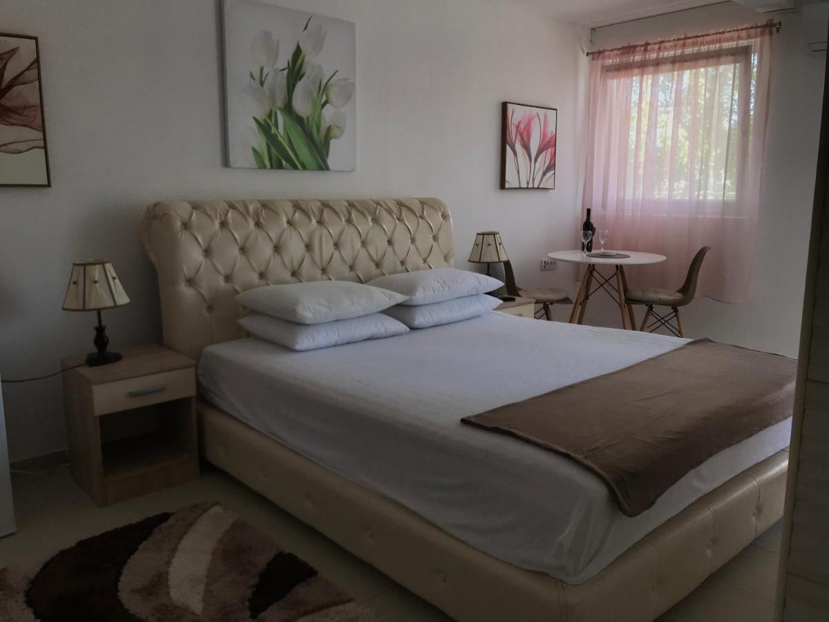 Apartmani Breze Подгорица Экстерьер фото